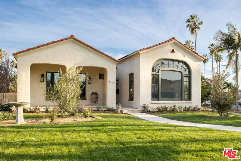 5122 Angeles Vista, View Park, CA 90043