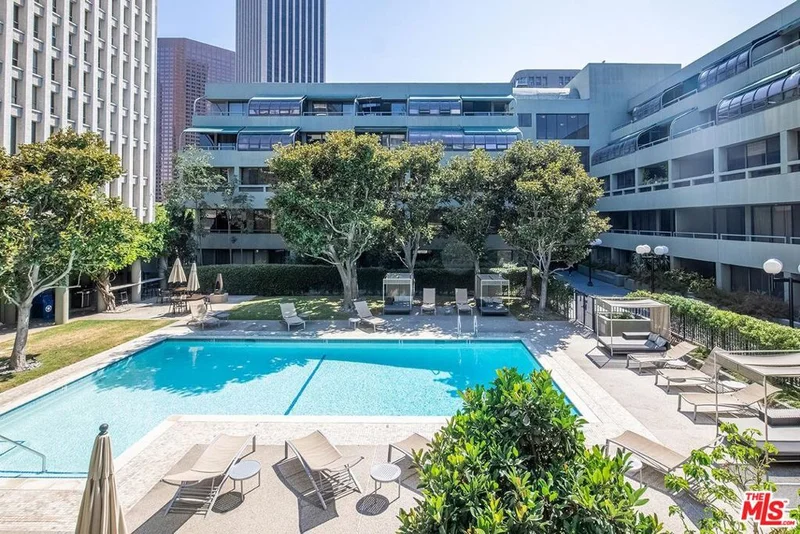 880 1st #308, Los Angeles, CA 90012