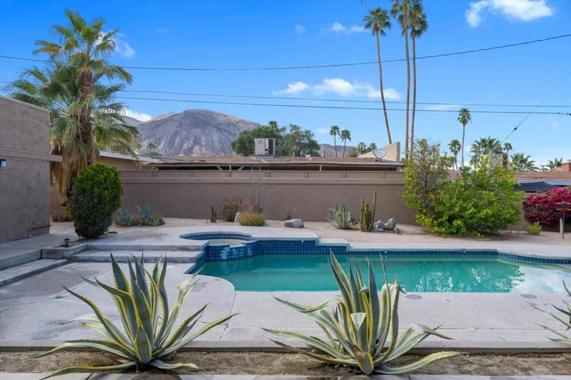 46125 Verba Santa, Palm Desert, CA 92260