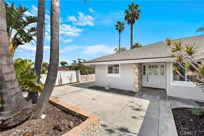 710 Avenida Columbo photo 2