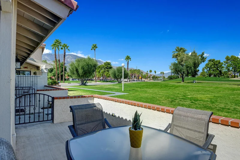 1900 Lawrence Crossley #3, Palm Springs, CA 92264