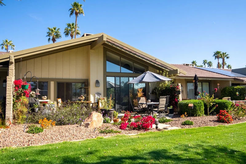 125 Bouquet Canyon, Palm Desert, CA 92211