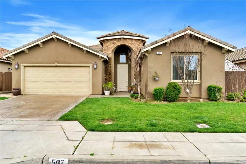 507 Ficklin, Madera, CA 93637