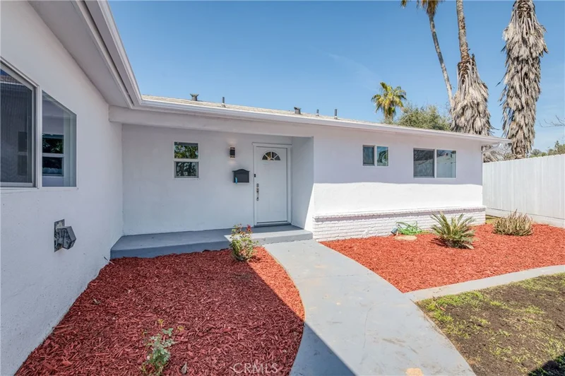 4621 Feland, Fresno, CA 93722