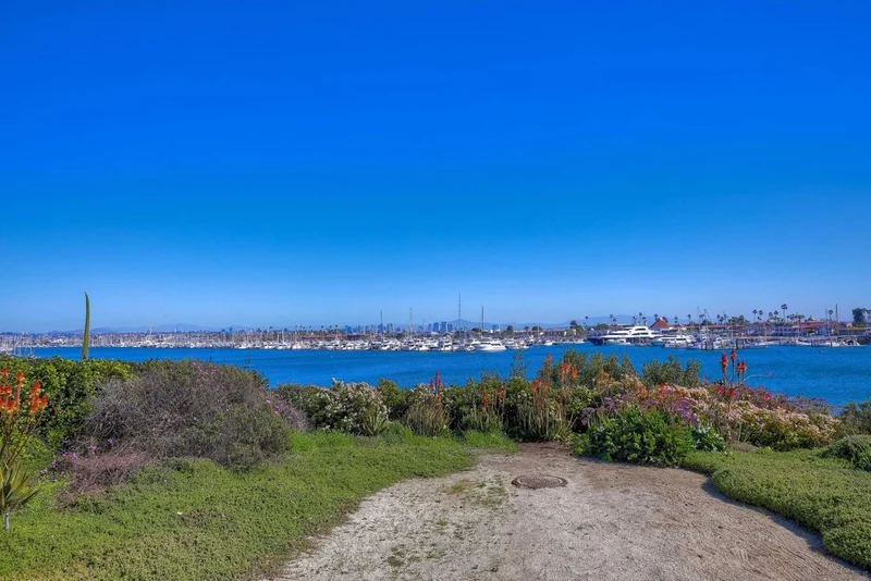 2980 Nichols St, San Diego, CA 92106