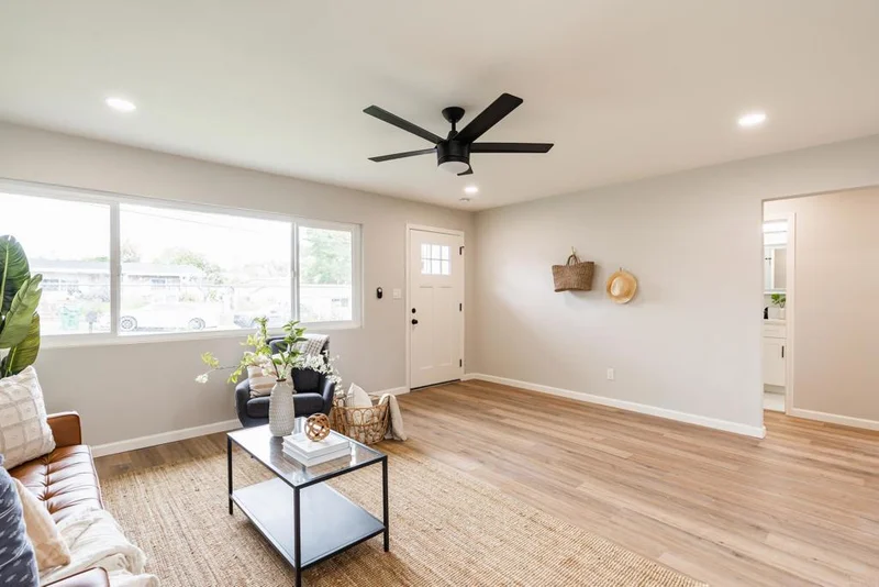4213 Thomas Street, Oceanside, CA 92056
