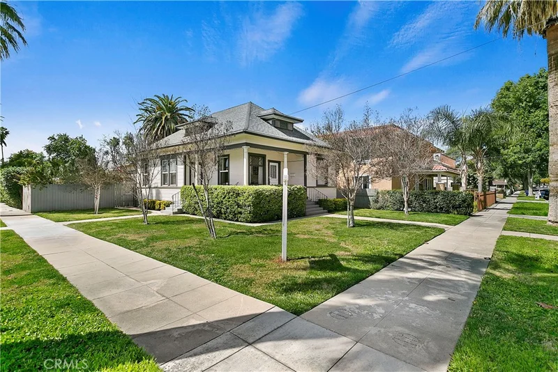 4110 4th Street, Riverside, CA 92501