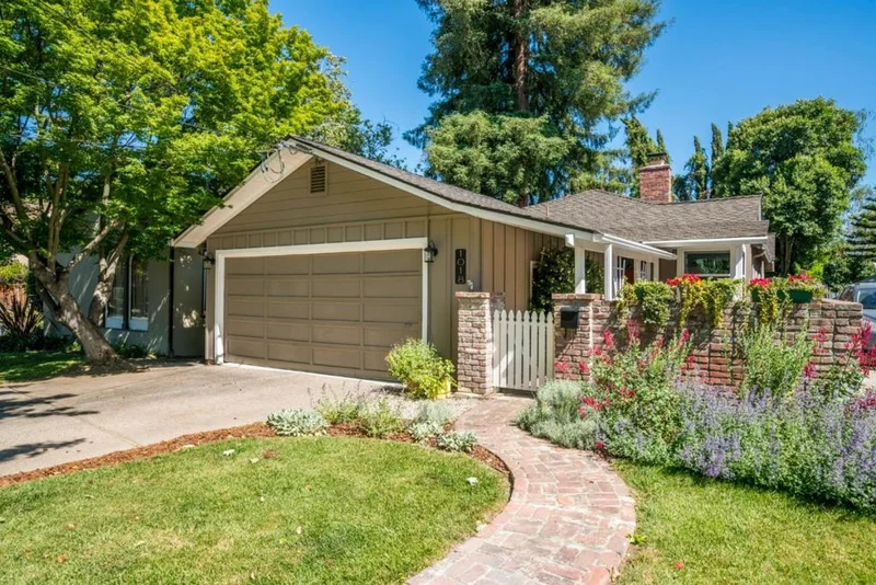 1018 Pine, San Jose, CA 95125