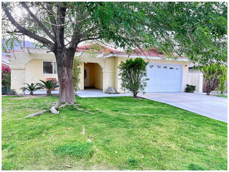 52445 Avenida Navarro, La Quinta, CA 92253