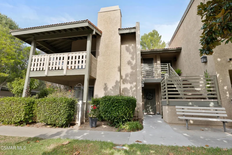463 Arbor Lane #206, Thousand Oaks, CA 91360