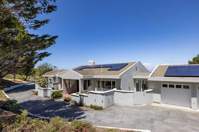 25681 Whip, Monterey, CA 93940
