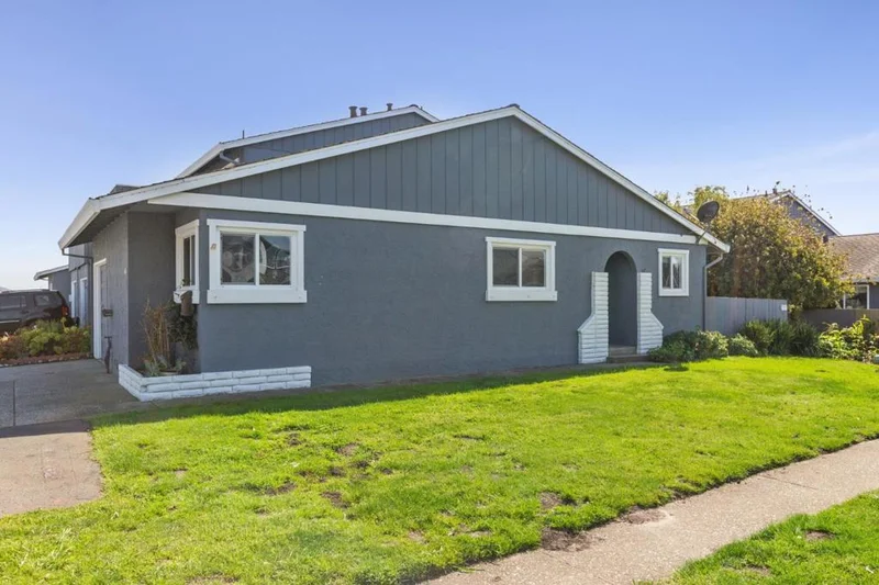 1026 Suzanne, Half Moon Bay, CA 94019