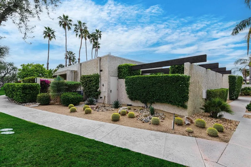 430 Hermosa, Palm Springs, CA 92262