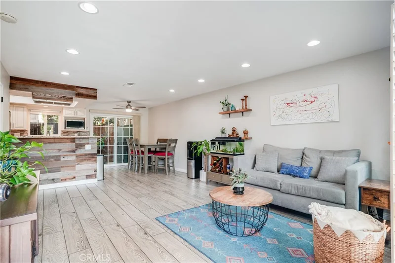 1231 Hillandale #18, La Habra, CA 90631