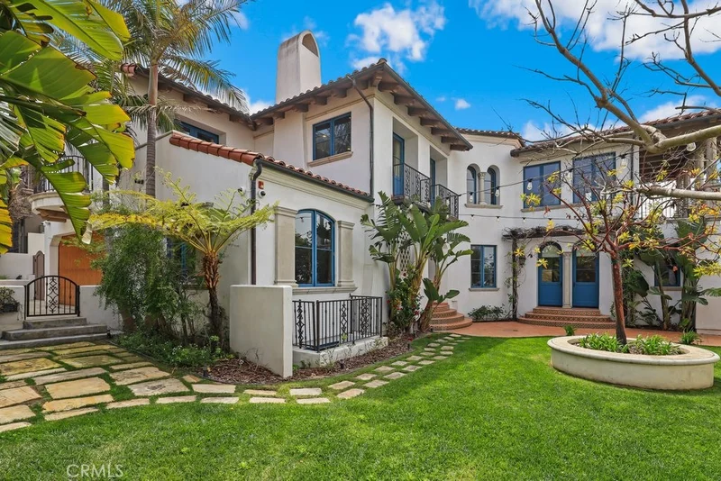 114 Poinsettia, Manhattan Beach, CA 90266