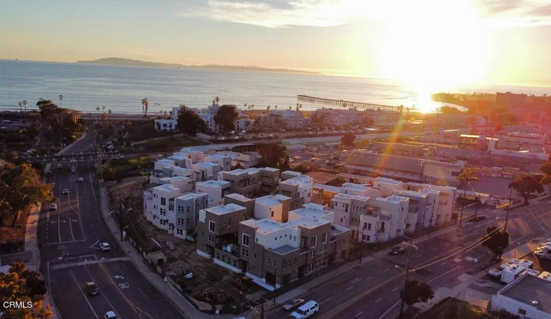 1244 Thompson #102, Ventura, CA 93001