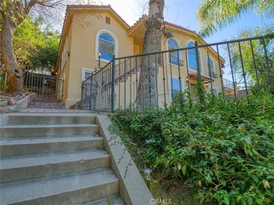 3012 Hyperion, Los Feliz, CA 90027
