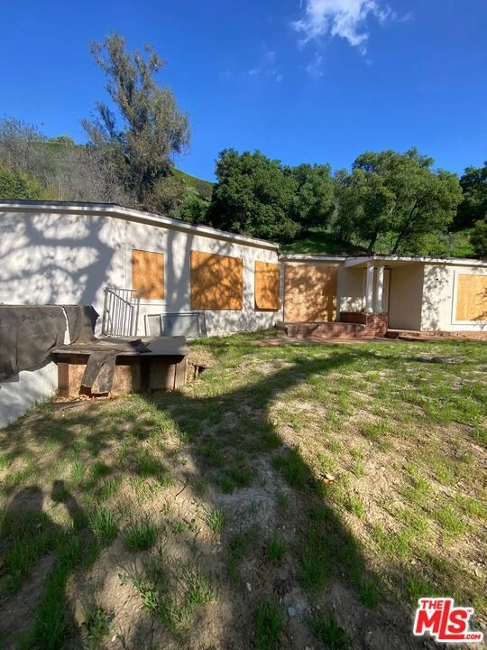 2534 Benedict Canyon, Beverly Hills, CA 90210