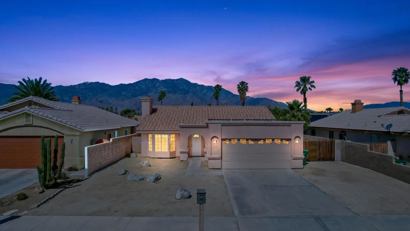 30105 Avenida Alvera, Cathedral City, CA 92234
