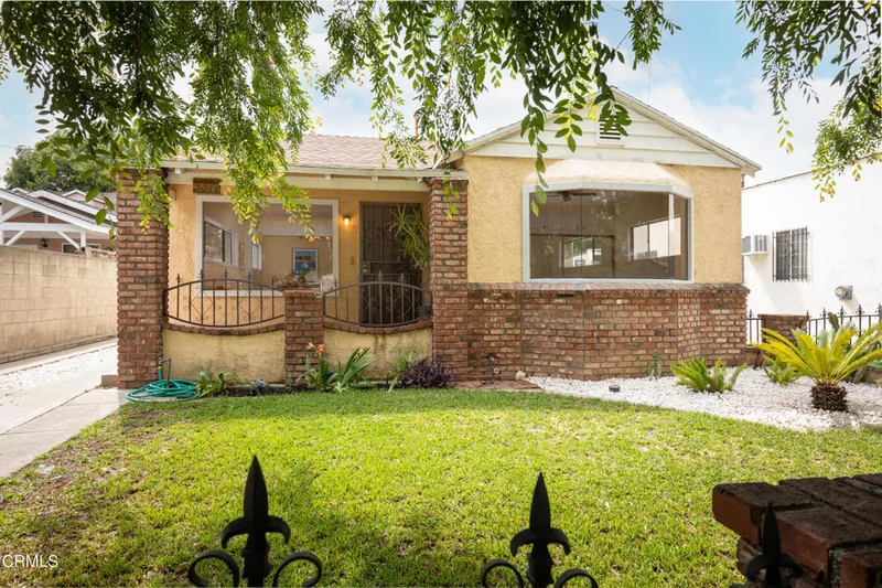 2939 Warwick, Los Angeles, CA 90032