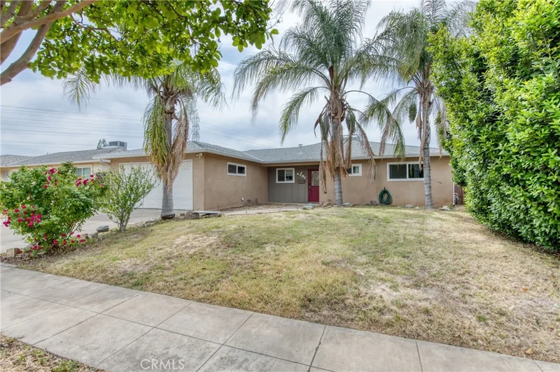 4587 Feland, Fresno, CA 93722