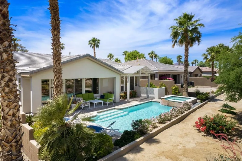 61678 Topaz, La Quinta, CA 92253