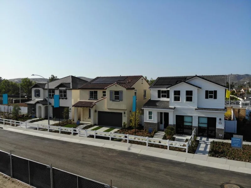 10209 River Bluff, Santee, CA 92071