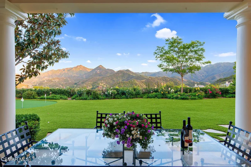 102 Queens Garden, Thousand Oaks, CA 91361