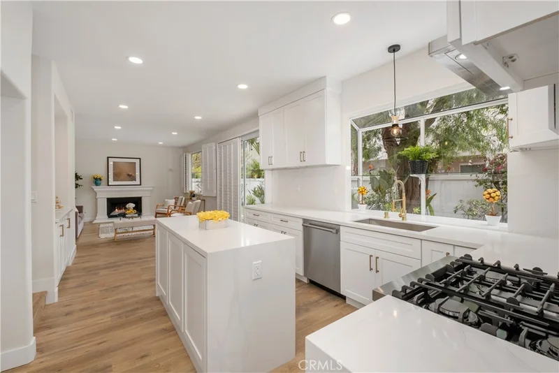9 Altura, Irvine, CA 92614