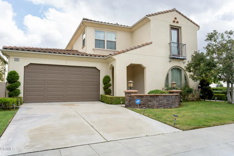 878 Manresa, Azusa, CA 91702