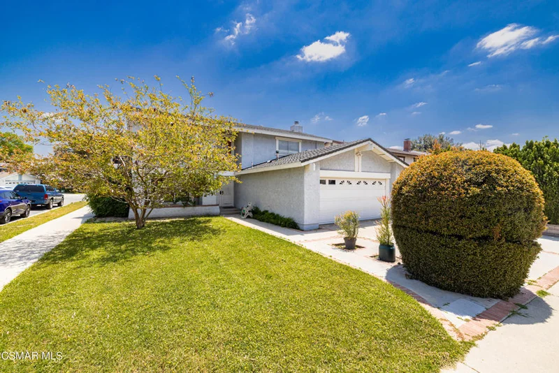 10240 Hanna, Chatsworth, CA 91311