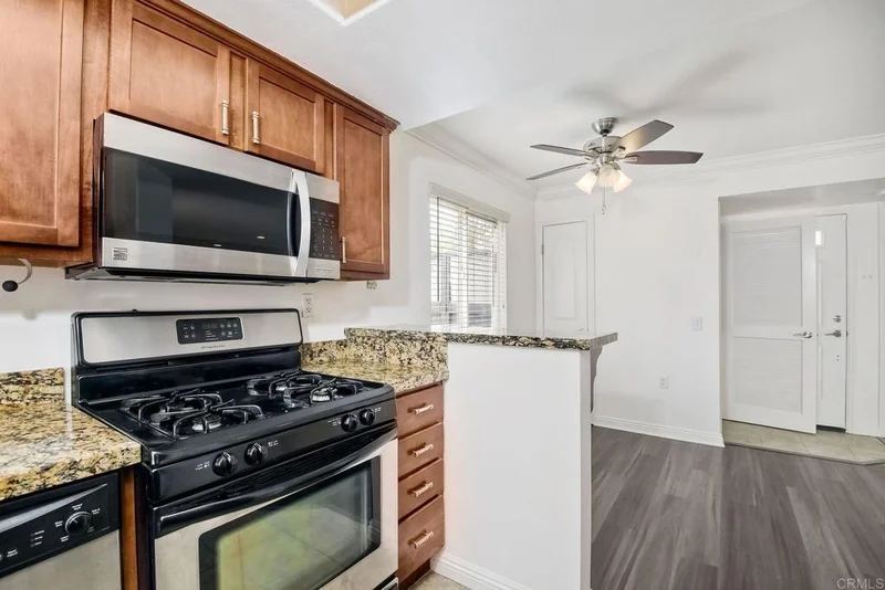 900 Sea Cliff Way #905, Oceanside, CA 92056