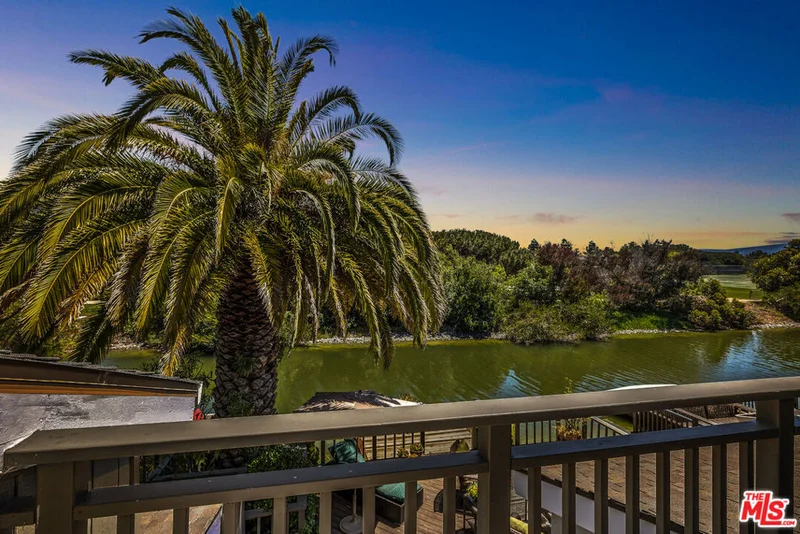 3 Spinnaker, Redwood City, CA 94065