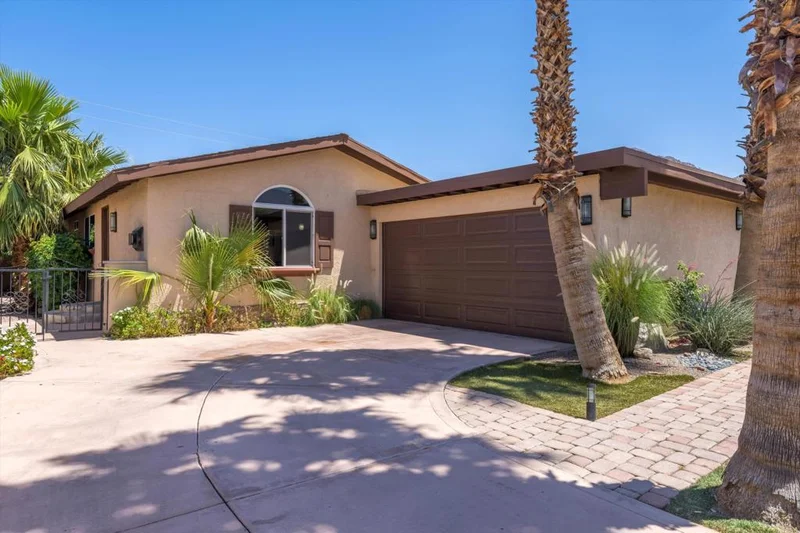 51400 Calle Guatemala, La Quinta, CA 92253