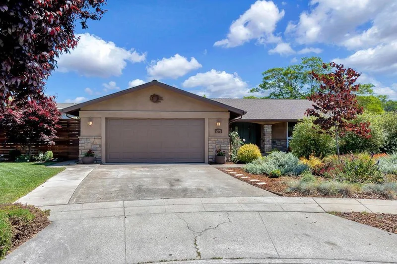 5072 Hawley, San Jose, CA 95118