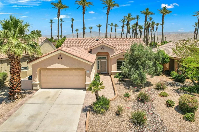 78072 Vinewood, Palm Desert, CA 92211