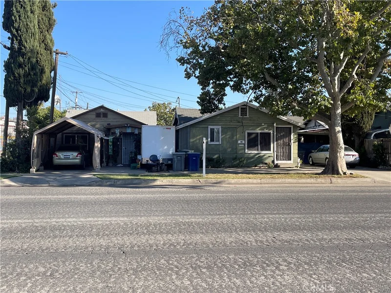 1122 N, Merced, CA 95341