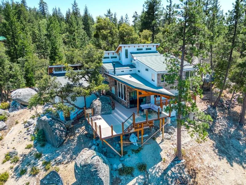 22800 Eagles Nest Drive, Idyllwild, CA 92549