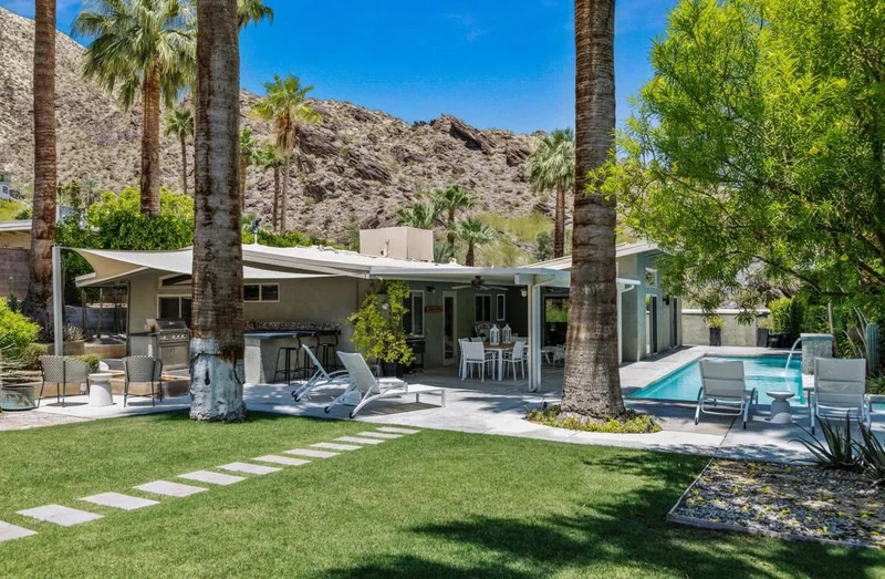 275 Ridge, Palm Springs, CA 92264