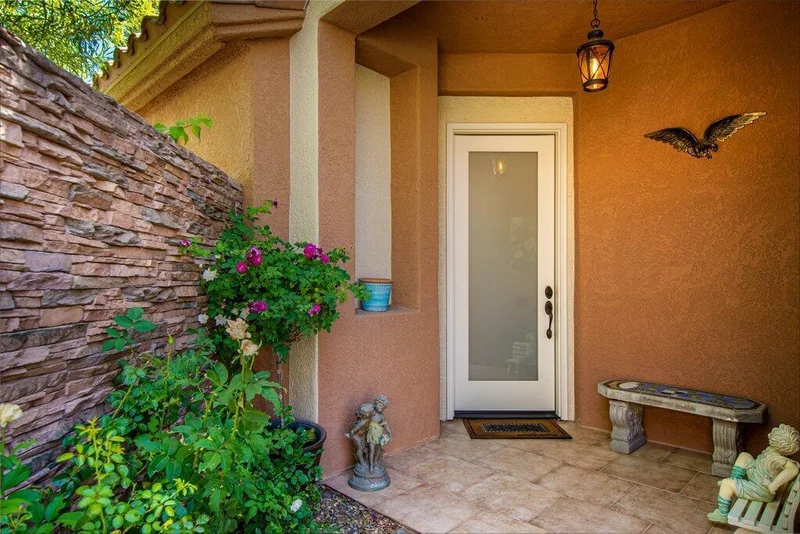 76764 Minaret, Palm Desert, CA 92211