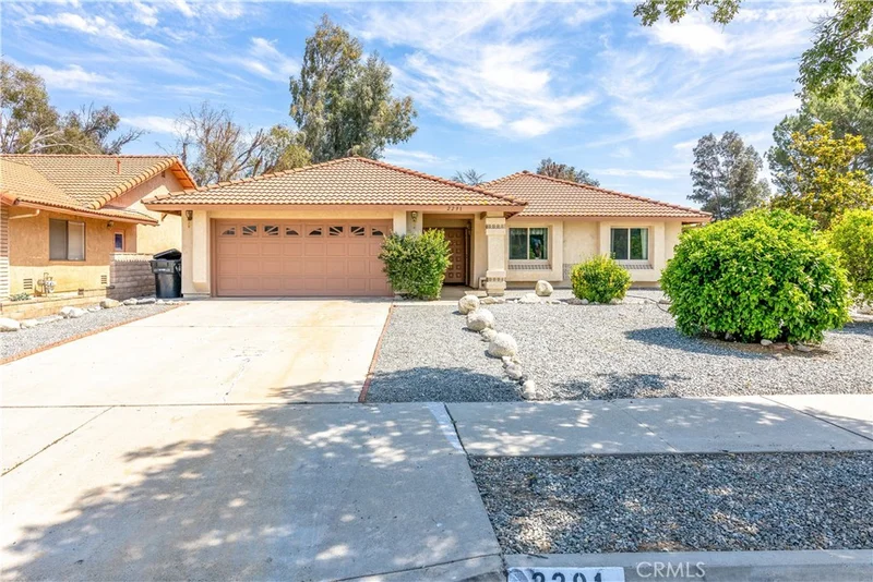2291 Aspen, Hemet, CA 92545