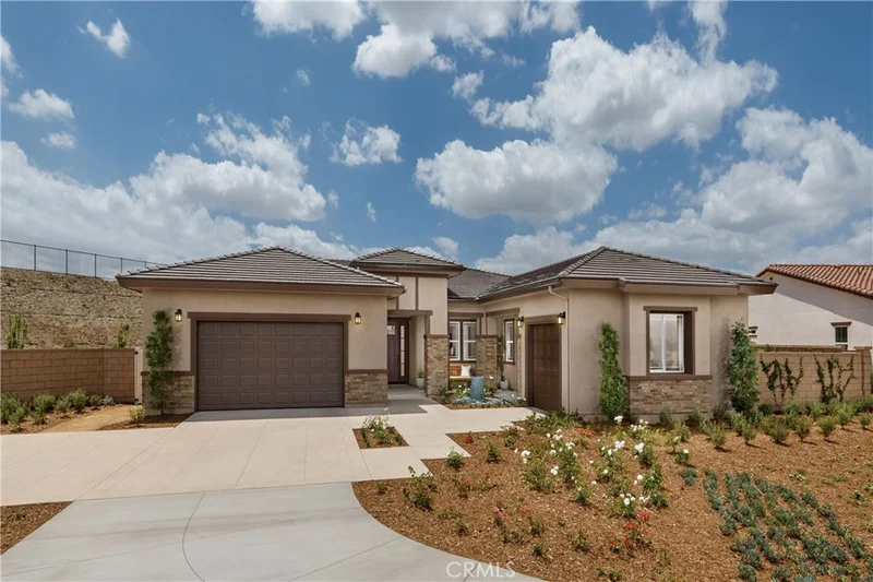 1135 Crownview, Riverside, CA 92506