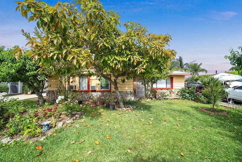 10237 Kimberly, Montclair, CA 91763