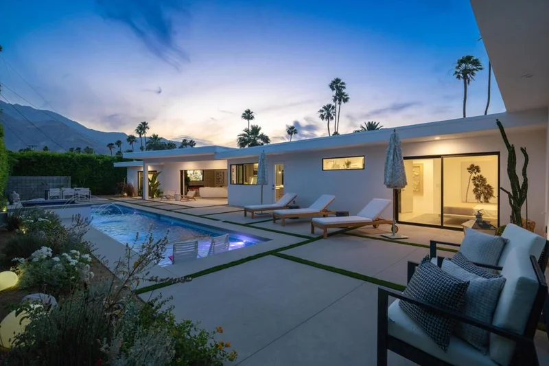 1185 Linda Vista, Palm Springs, CA 92262