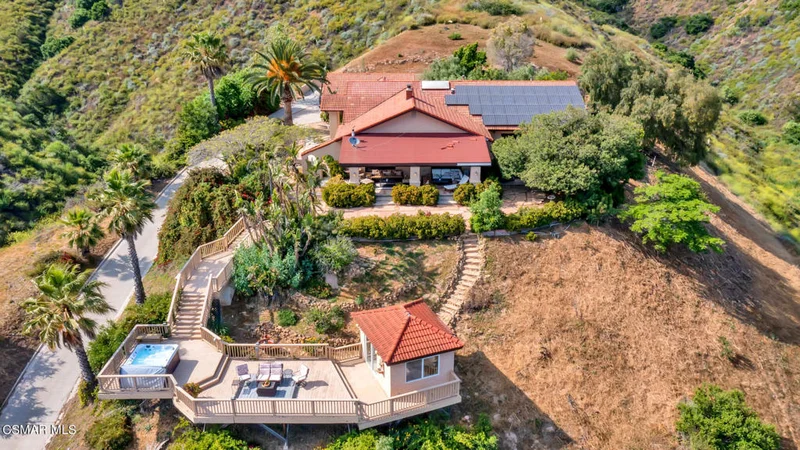 11343 Barranca, Santa Rosa, CA 93012