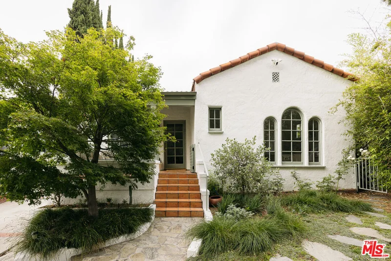2527 Scott, Los Angeles, CA 90026