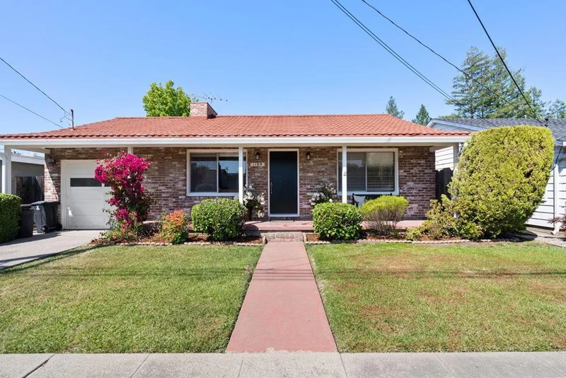 1189 Virginia, Redwood City, CA 94061
