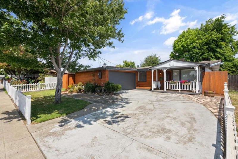 27532 Gainesville Avenue, Hayward, CA 94545
