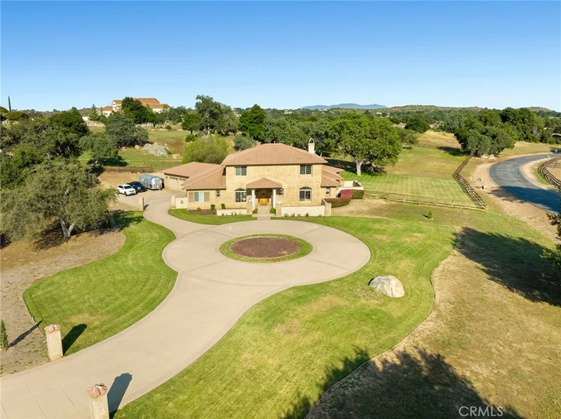 19011 Calle Juanito, Murrieta, CA 92562