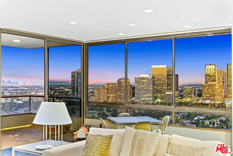 10350 Wilshire #3, Los Angeles, CA 90024